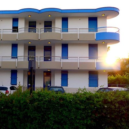Residence Il Sole ポルト・コルシーニ エクステリア 写真