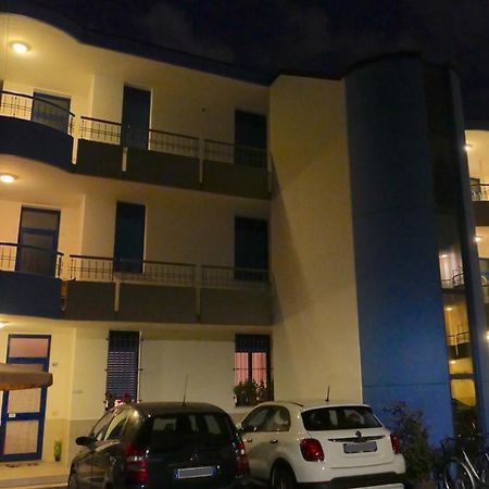 Residence Il Sole ポルト・コルシーニ エクステリア 写真