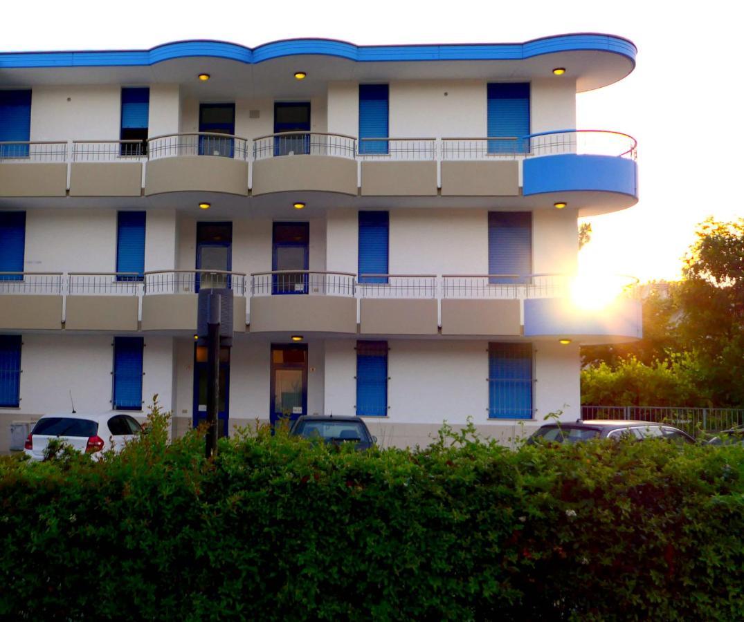 Residence Il Sole ポルト・コルシーニ エクステリア 写真